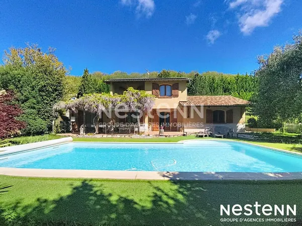 Maison 6 pièces 189 m²