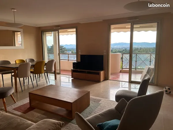Appartement 5 pièces 120 m²