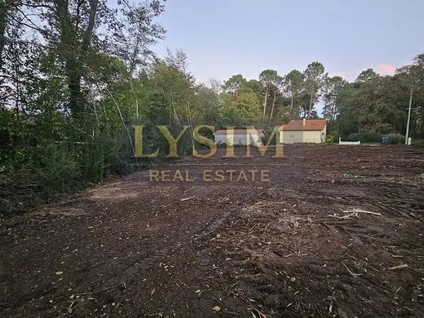 Terrain 1300 m² Mont-de-Marsan