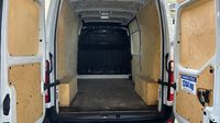 Renault Master F3500 L2H2 2.3 Blue dCi 135ch Confort Euro6E — photo 9