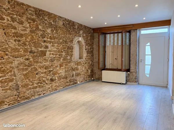 T2 de charme 39 m² avec jardin privatif non attenant - Neuville-sur-Saône