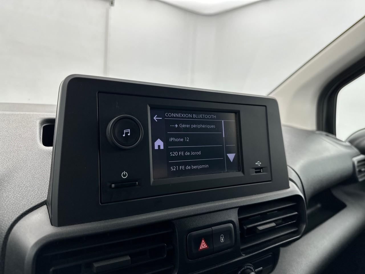 Peugeot Partner fourgon xl 950 kg bluehdi 100 s&s bvm6 — photo 21