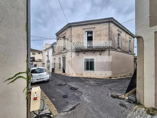 Maison 9 pièces 350 m²