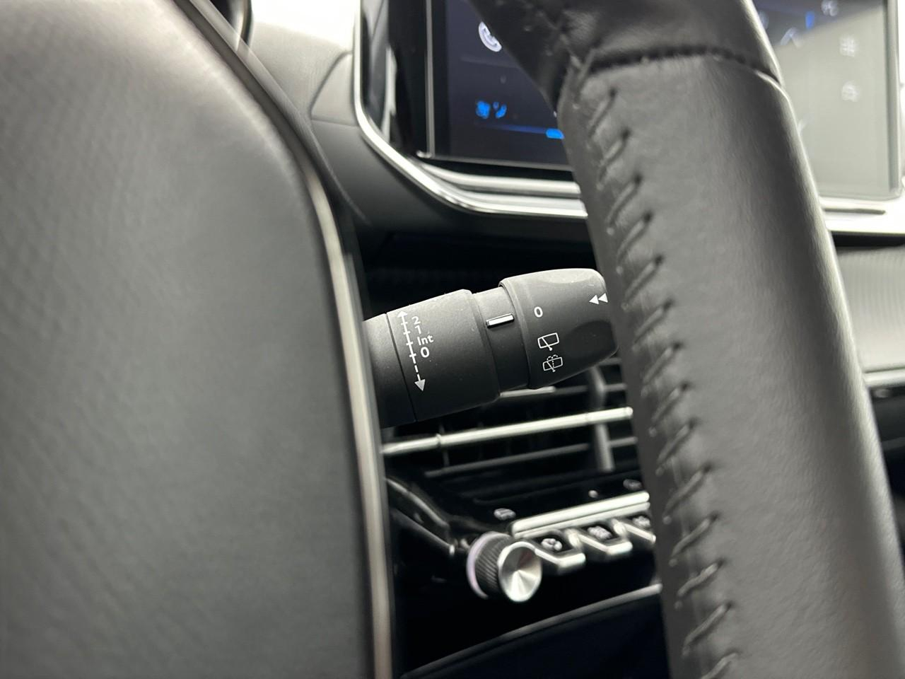 Peugeot 208 puretech 100 s&s bvm6 active — photo 20