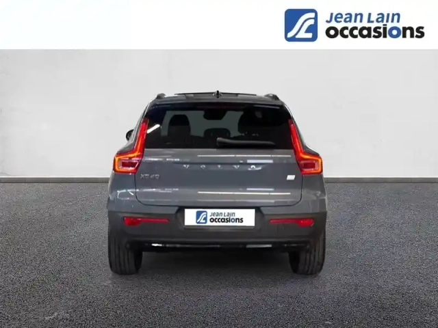 Volvo Xc40 t5 recharge 180+82 ch dct7 — photo 6