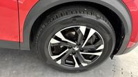 Peugeot 2008 1.2 PureTech 130ch S&S GT EAT8 — photo 20