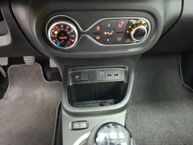 Renault Twingo iii sce 65 — photo 34