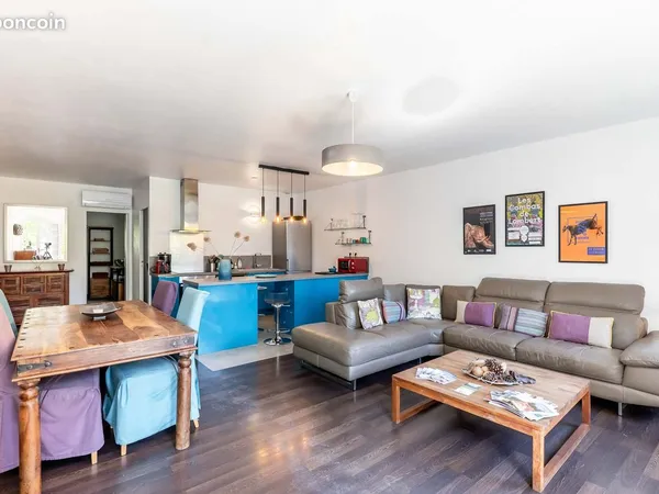 Appartement meublé 80m² dans un parc arboré (location 2 mois maxi)