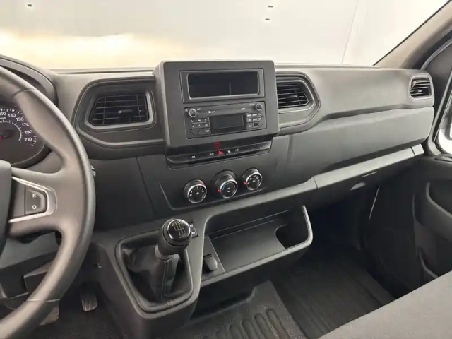 Renault Master fgn trac f3500 l3h3 blue dci 135 — photo 12