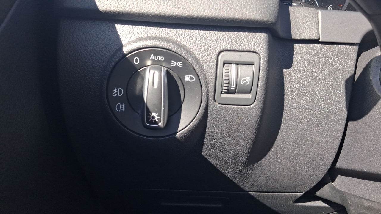 Volkswagen Tiguan 2.0 TDI 140 FAP BlueMotion Technology — photo 34
