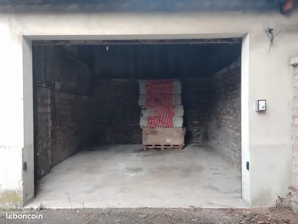 Garage centre ville, proche gare de troyes