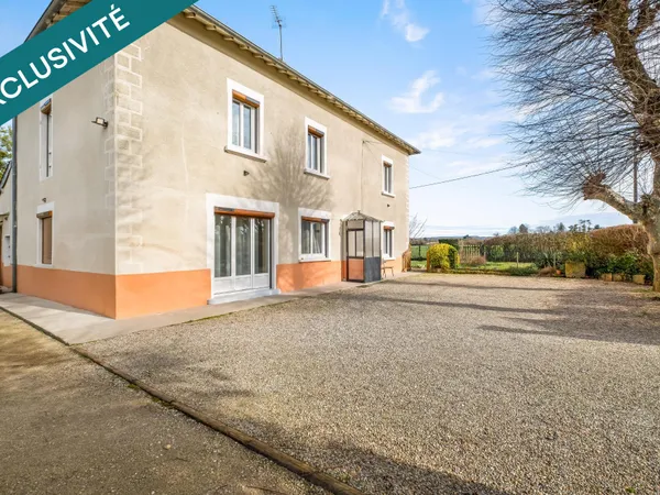 MAISON EN PISE