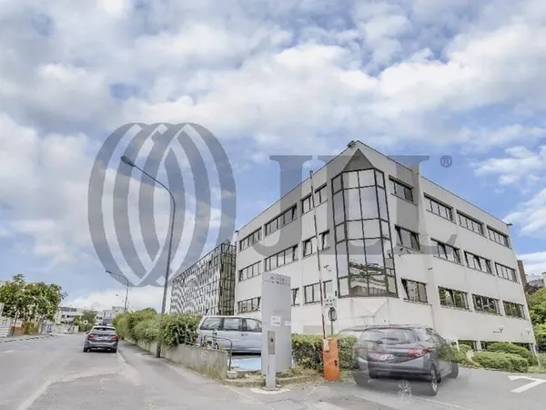 Bureaux 203 m²