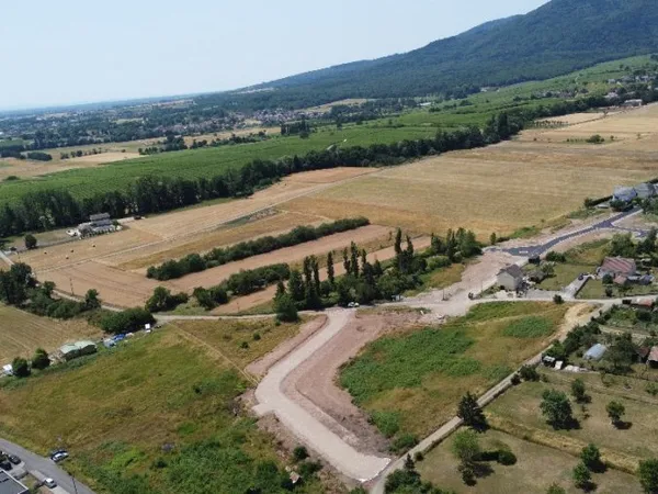 Terrain 403 m²