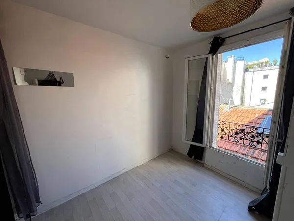 Studio 1 pièce 10 m²