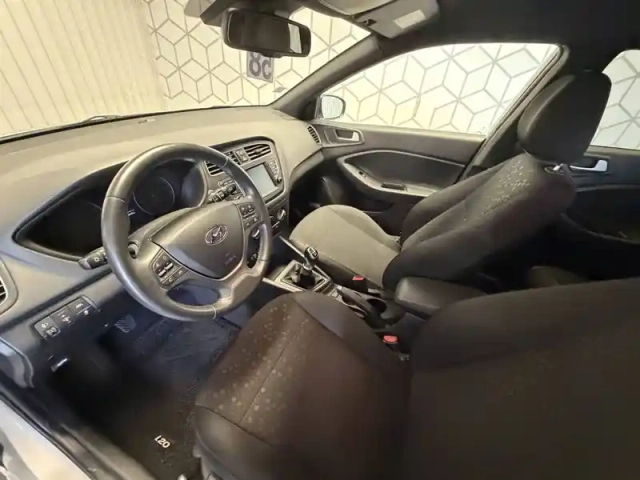 Hyundai I20 1.0 t-gdi 100 — photo 9
