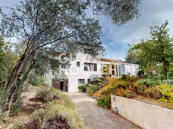 Maison à vendre de 5 pièces de 157 m²