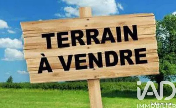 Terrain 925 m²