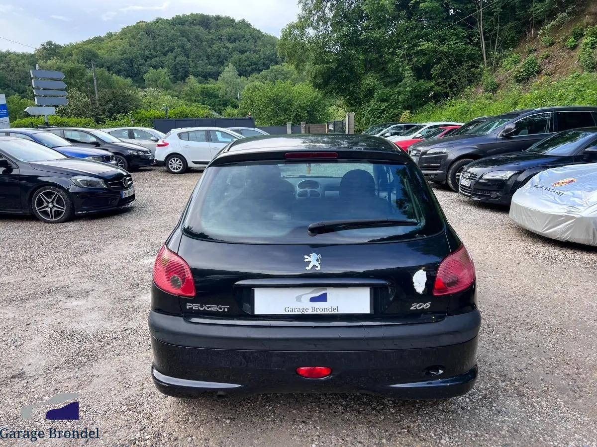 Peugeot 206 occasion - Essence - 2004 - 190 000 km - 3 400 € - Sathonay-Camp (Rhône) 992786245195 — photo 8