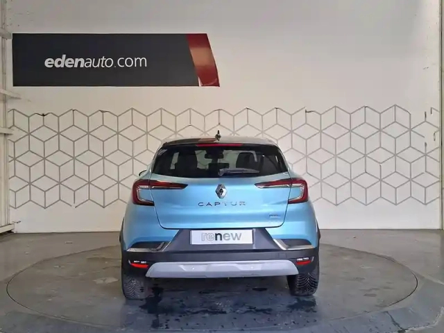 Renault Captur e-tech 145 - 21 — photo 1
