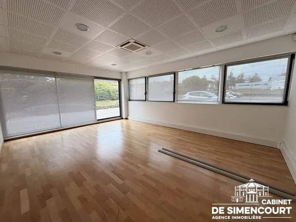 Bureaux 224 m²