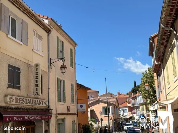 Commerce 44 m²