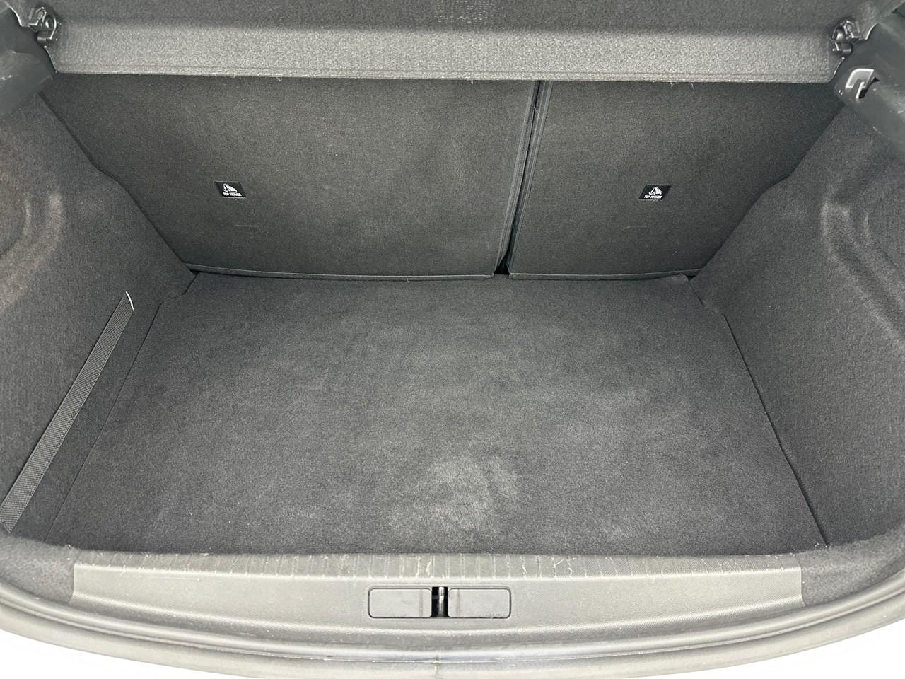 Peugeot 208 puretech 100 s&s bvm6 style — photo 6