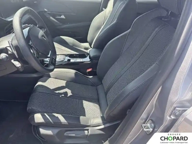 Peugeot 208 hybrid 110 e-dcs6 — photo 11