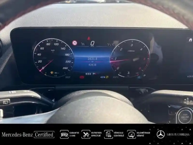 Mercedes Gla 200 d 150ch amg line 8g-dct — photo 14