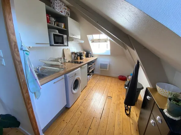 APPARTEMENT 2 PIECES HYPER CENTRE DE TOURS (37000)