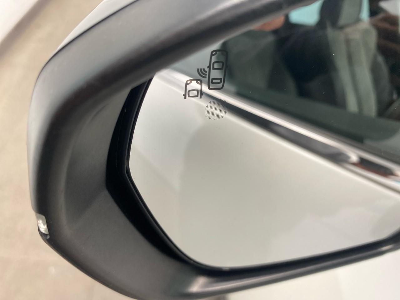 Peugeot 3008 hybrid 225 e-eat8 gt pack — photo 33