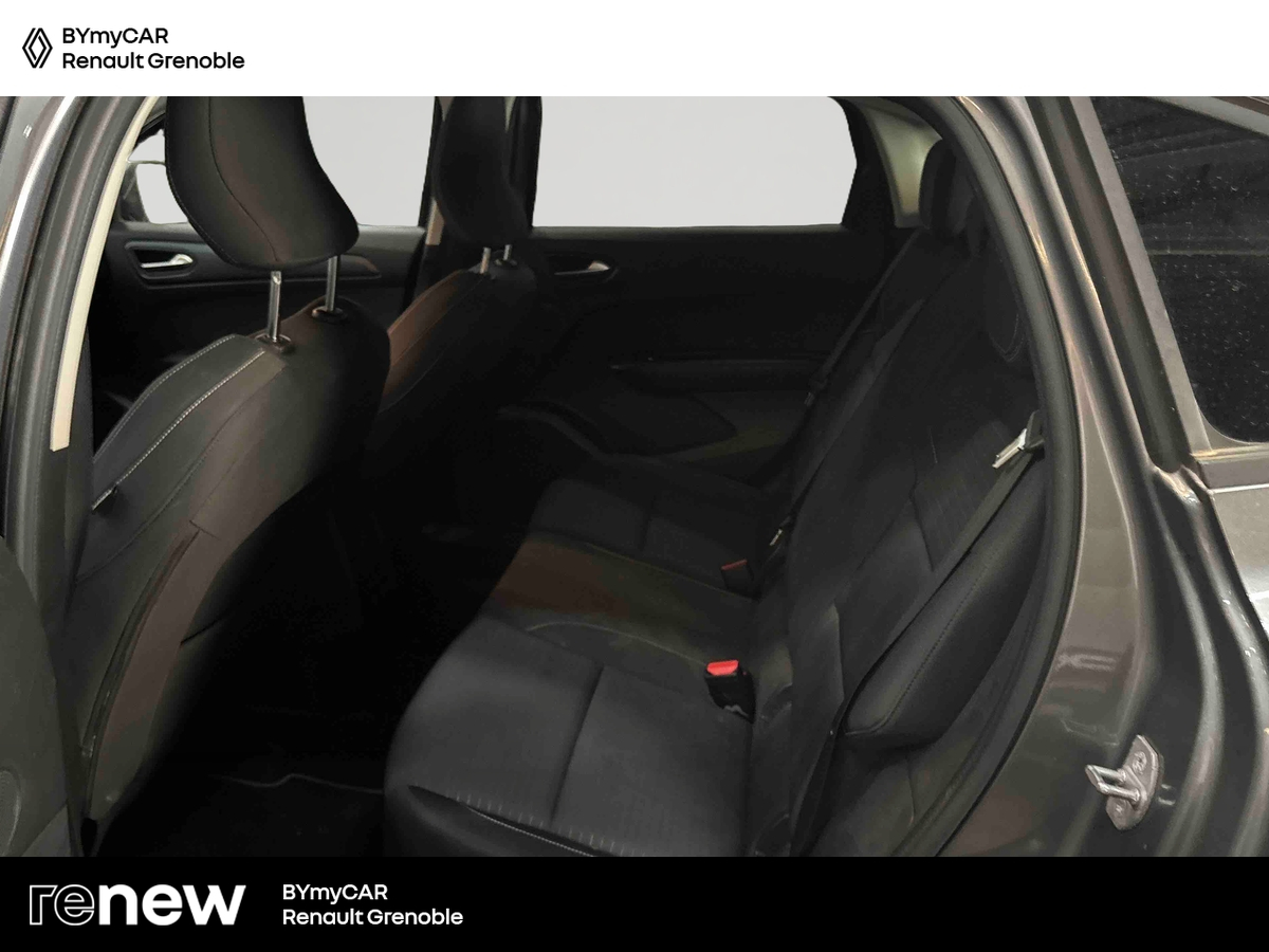 Renault Arkana E-Tech hybride 145 - 22 — photo 12