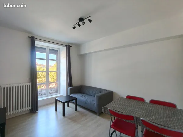 Appartement meublé de 45 m² - Royat, Place Allard