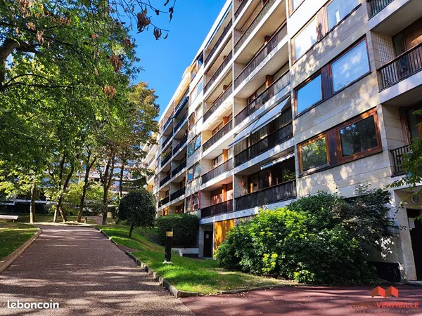 Studio 1 pièce 20 m²