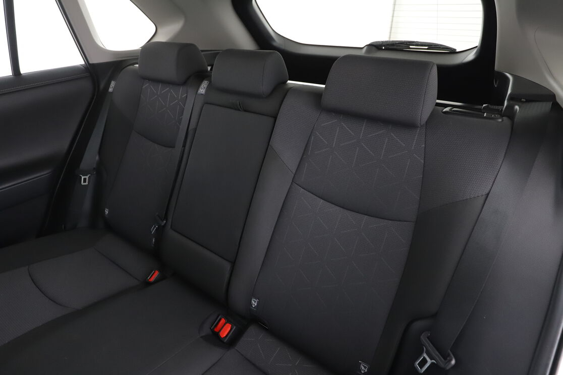 Toyota RAV 4 2.5 Hybride Dynamic 2WD — photo 13