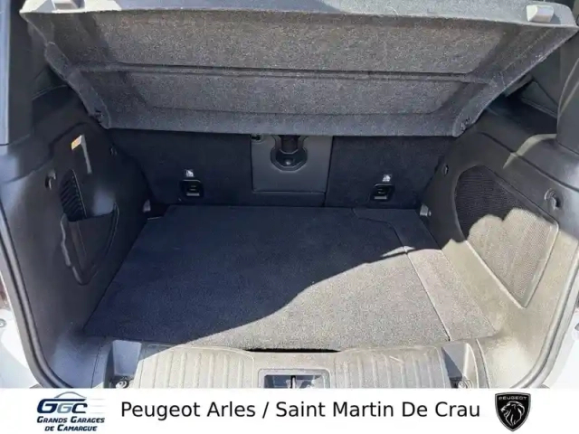 Jeep Renegade 1.3 turbo t4 240 ch phev at6 4xe eawd — photo 6