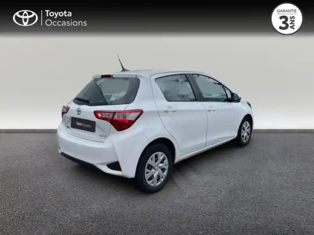 Toyota Yaris 70 vvt-i ultimate 5p — photo 7