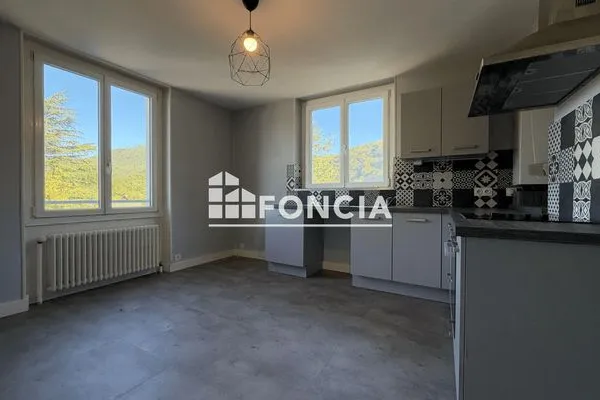 Appartement 3 pièces 86 m²