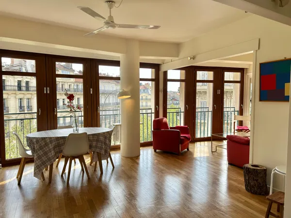 Loue en Bail mobilité (1 à 3 mois) - Marseille Vieux Port, Appartement Vue Panoramique