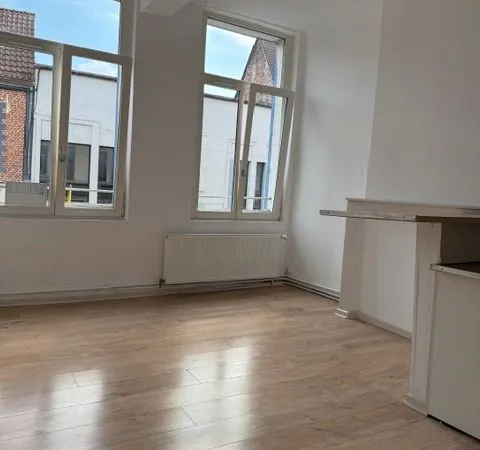 Appartement T2 48 m2 - 1er étage en duplex - centre CONDE SUR ESCAUT