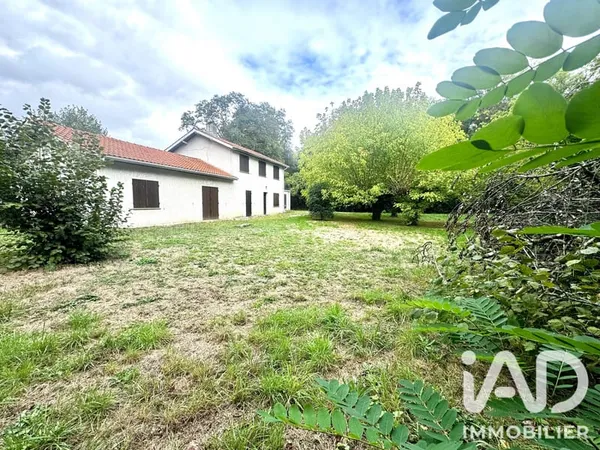 Maison 8 pièces 147 m²