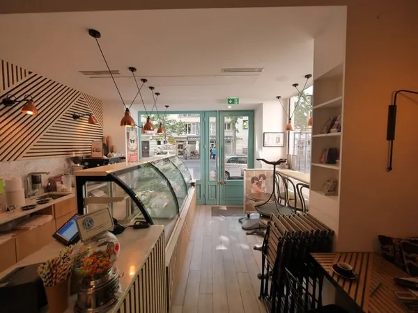 Boutique 82 m²