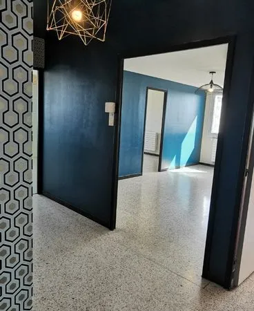 Appartement 71 m² - 3 chambres - 8e étage - vue dégagée - balcon + loggia