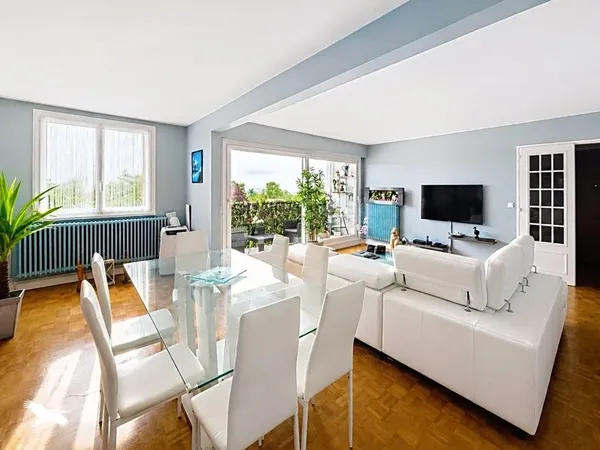 Appartement 5 pièces 9 m²