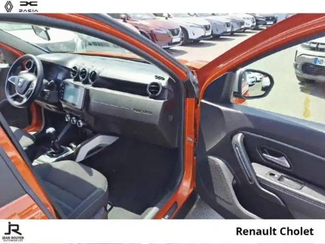 Dacia Duster 1.5 blue dci 115ch prestige + 4x2 — photo 15