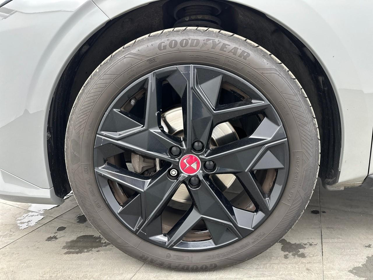 Ds Ds 4 bluehdi 130 eat8 performance line+ — photo 16