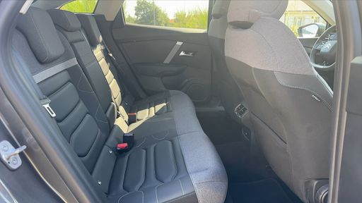 Citroen C4 1.5 BlueHDi 130 EAT8 - Max – 2024 – 26100 km – Diesel – Boîte Automatique — photo 30
