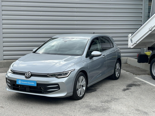Volkswagen Golf 1.5 eHybrid 204 DSG6