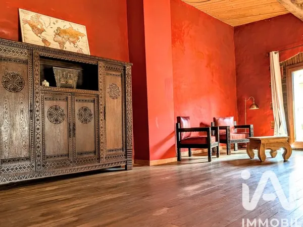 Maison 5 pièces 151 m²