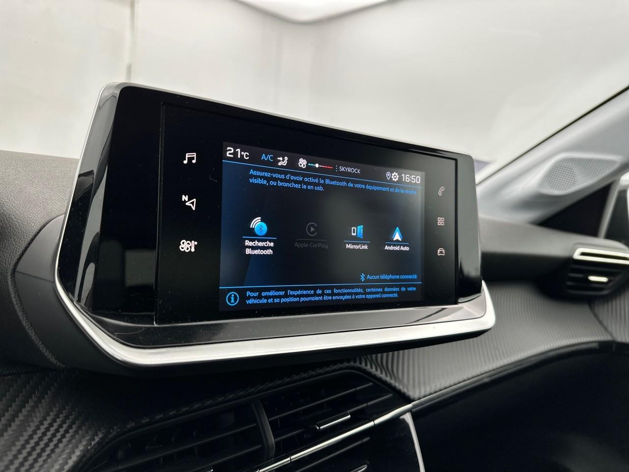 Peugeot 208 puretech 100 s&s bvm6 style — photo 23